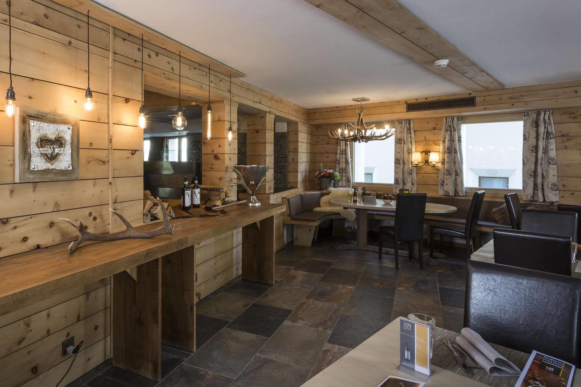 Hotel Cervo Sils-Maria Extérieur photo