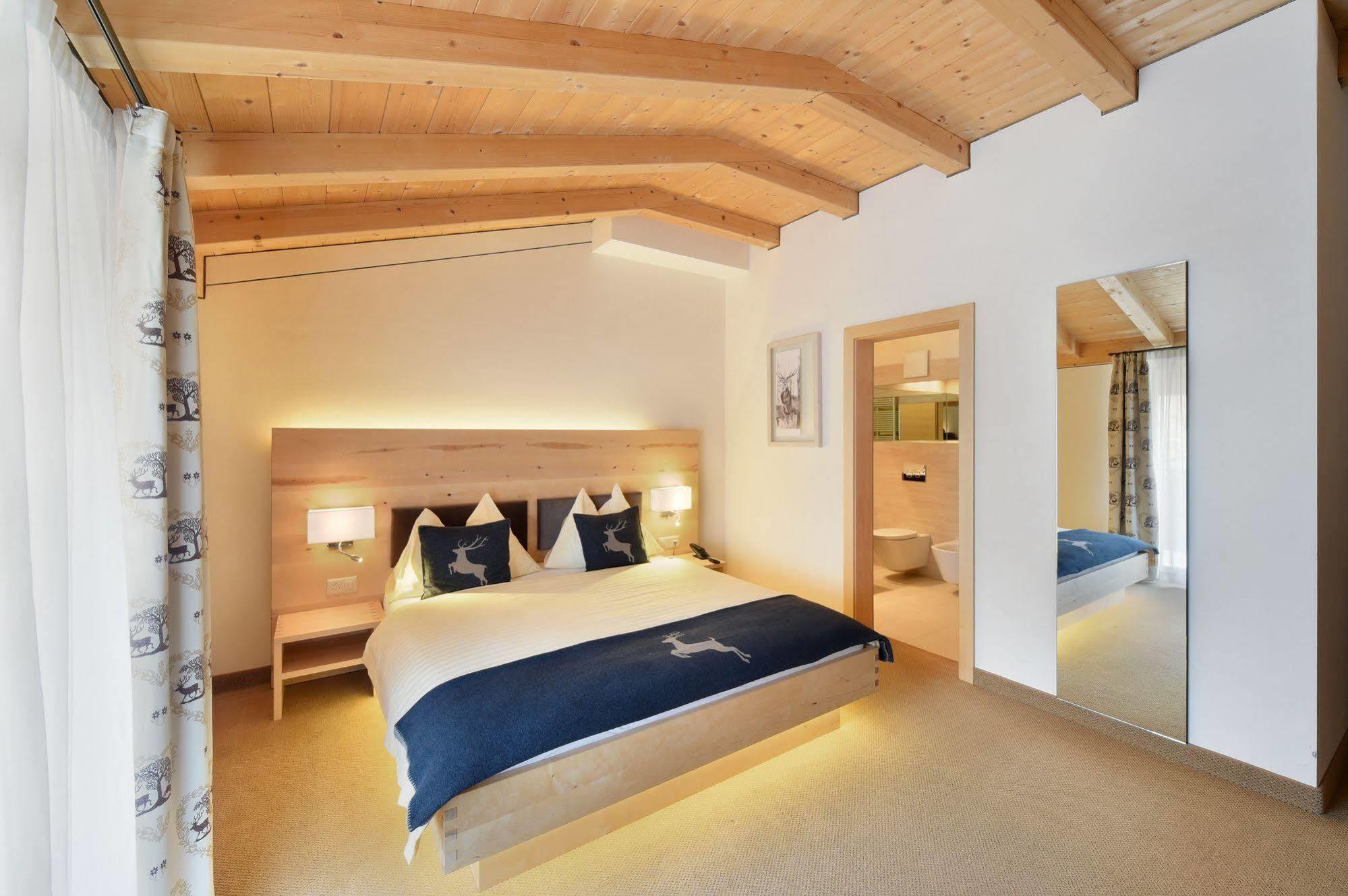 Hotel Cervo Sils-Maria Extérieur photo
